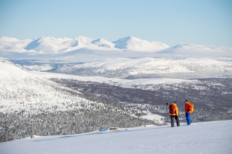 Snowshoeing By Lemonsjoen