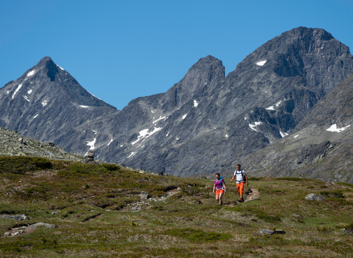 Couple Hiking HRJ